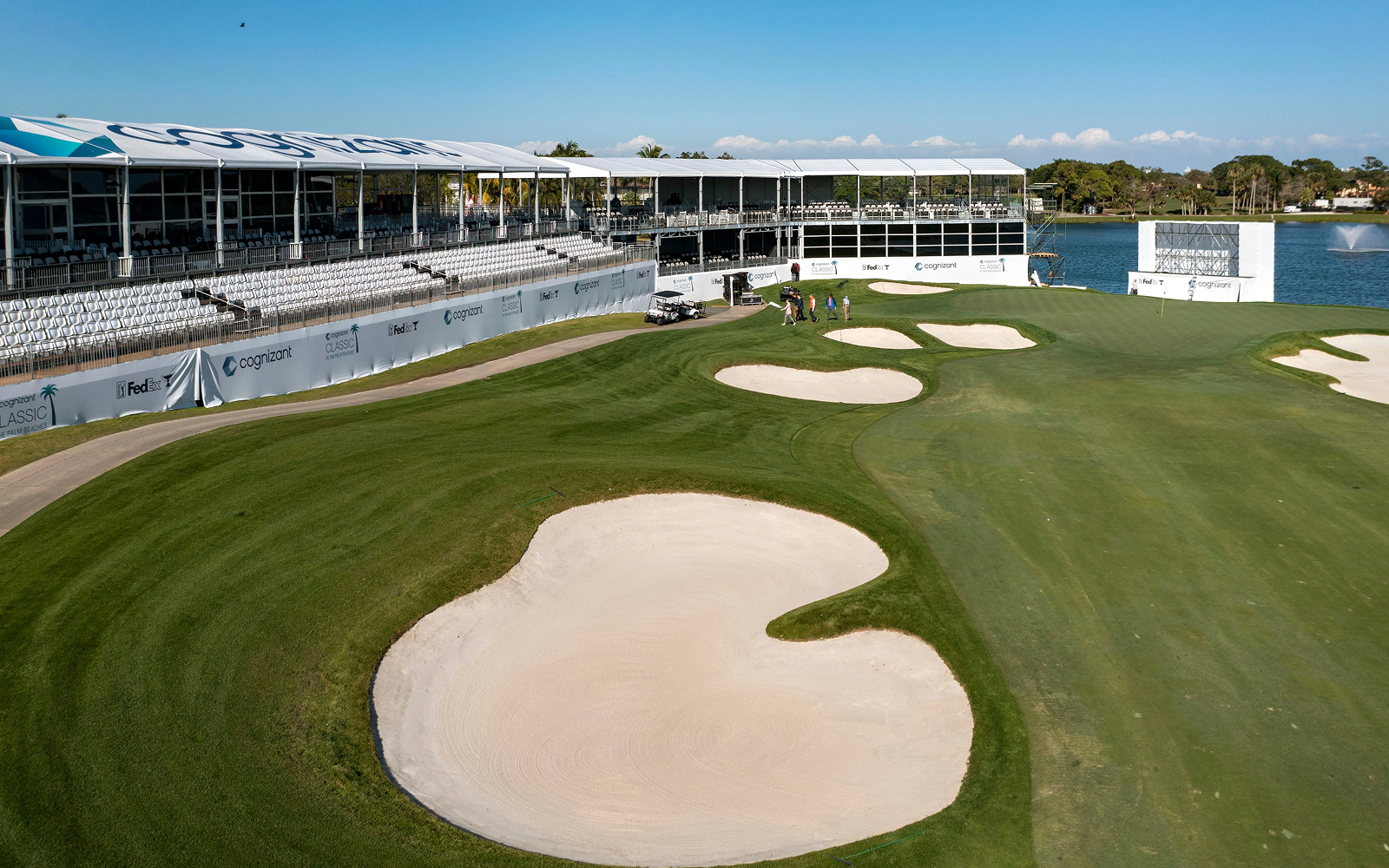 Austin Smotherman's 9-under 62 leads at PGA National after R1. DataGolf model shifts dramatically as Echavarria, Berger chase. SG breakdowns and weekend outlook.