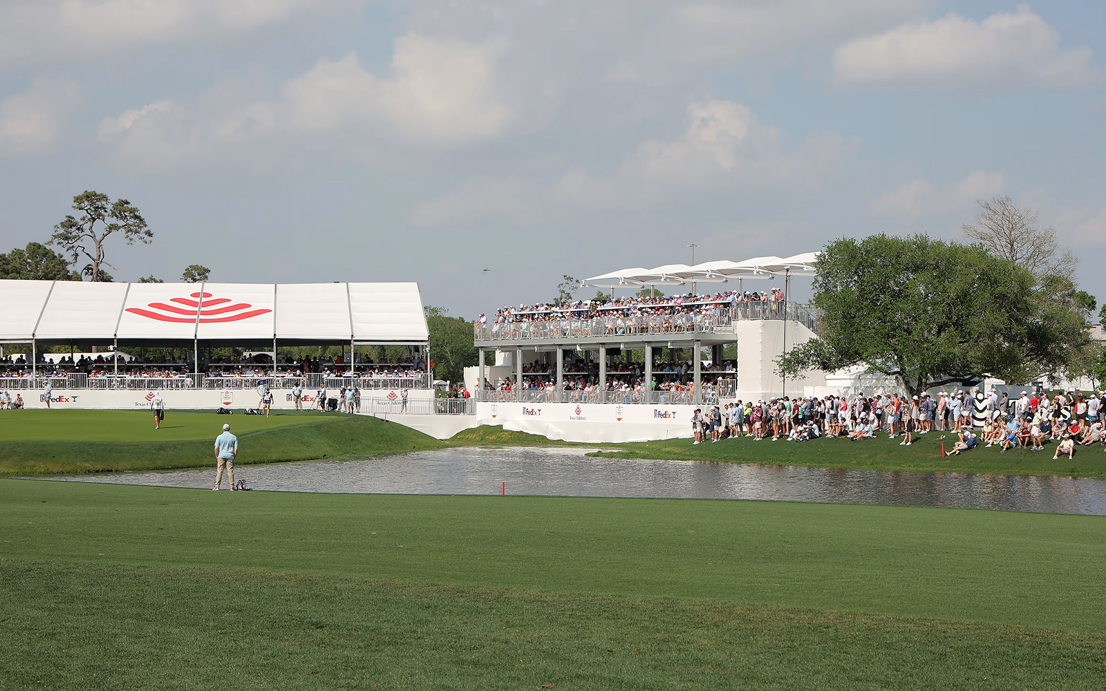 Memorial Park returns with wind testing the field. I found value in multiple European players and Australian contenders with proven wind experience.